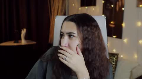 rebeckathornton online show from December 2025 09:51:02 AM