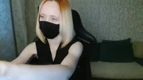 Snapshot of rebesaolset chatting on February 2025 02:44:02 PM RebesaOlset online show from February 2025 02:44:02 PM