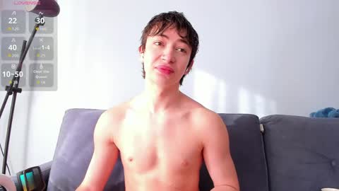 Snapshot of recklessalan chatting on May 2026 04:20:01 AM Alan online show from May 2026 04:20:01 AM