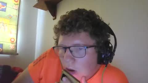 Snapshot of red454games454 chatting on January 2025 10:18:01 PM zsax horny online show from January 2025 10:18:01 PM