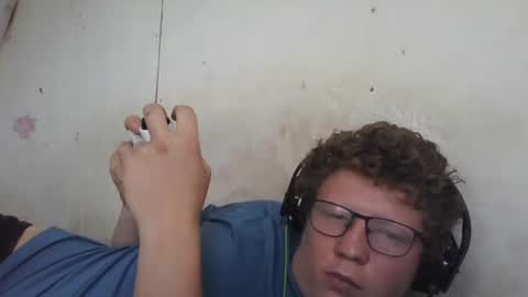 Snapshot of red454games454 chatting on January 2025 01:41:01 AM zsax horny online show from January 2025 01:41:01 AM