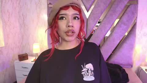 red_pandaa online show from November 2025 03:49:01 AM