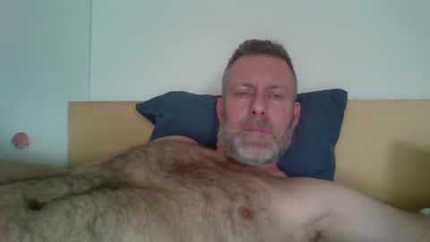 Red online show from February 2025 01:00:02 PM