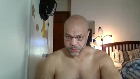 Snapshot of redbone441 chatting on February 2026 07:23:01 AM Redbone online show from February 2026 07:23:01 AM