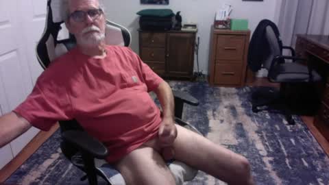 Snapshot of redbud3075 chatting on July 2026 03:46:02 AM Daddy G online show from July 2026 03:46:02 AM