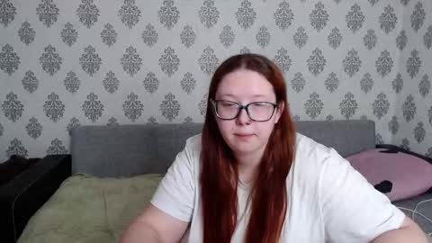 Chloe online show from October 2025 12:06:01 PM