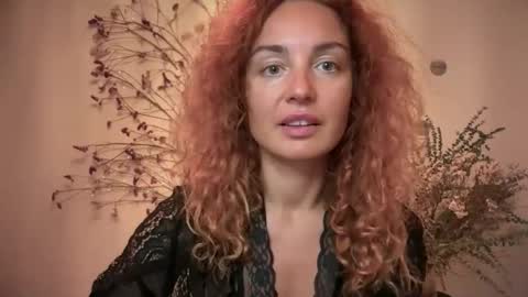 reddgirll online show from September 2025 11:43:01 PM