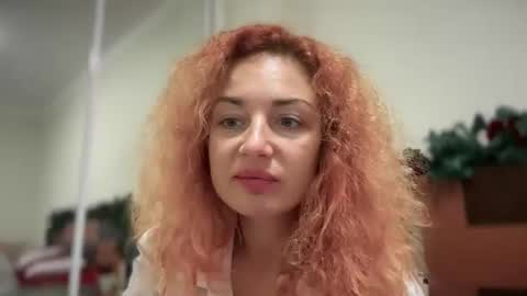 reddgirll online show from November 2025 10:40:02 AM