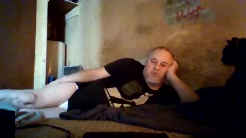 reddragon1195 online show from March 2026 05:21:01 PM