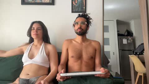 redfloweer online show from October 2025 01:22:02 PM