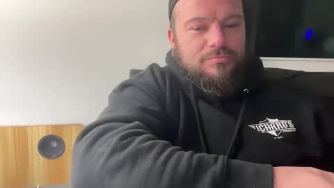 Snapshot of redrover69420 chatting on October 2025 11:32:02 PM redrover69420 online show from October 2025 11:32:02 PM