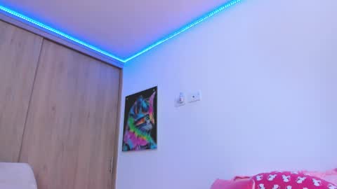 redski77 online show from February 2025 09:31:01 AM