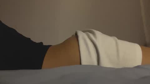 Snapshot of reese_may chatting on October 2025 02:10:01 PM Reese May online show from October 2025 02:10:01 PM