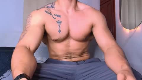 Snapshot of regan_01 chatting on May 2026 01:55:01 AM Regan online show from May 2026 01:55:01 AM