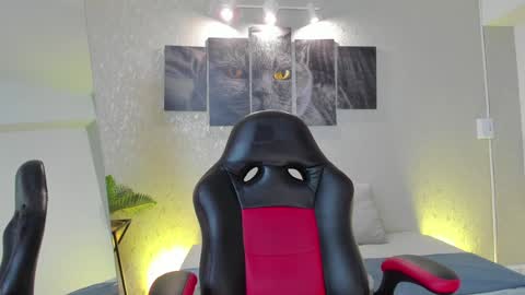 Regan online show from December 2024 09:20:02 PM