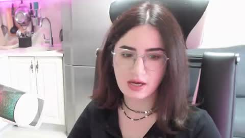 Snapshot of regina_glow chatting on August 2026 08:17:01 AM regina_glow online show from August 2026 08:17:01 AM