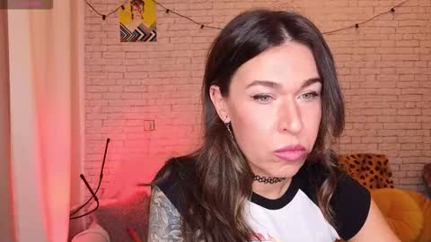 ReginaHawkinss online show from November 2025 08:57:02 AM