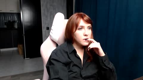 Snapshot of reginasmilee chatting on September 2025 02:55:01 PM Regina online show from September 2025 02:55:01 PM