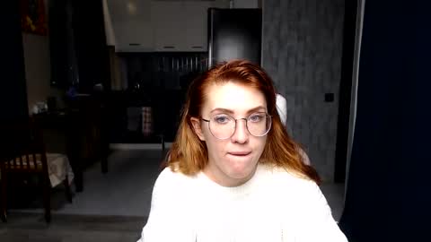 Snapshot of reginasmilee chatting on October 2025 01:01:01 PM Regina online show from October 2025 01:01:01 PM
