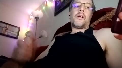 Snapshot of regularguy20 chatting on January 2025 08:14:02 AM regularguy20 online show from January 2025 08:14:02 AM