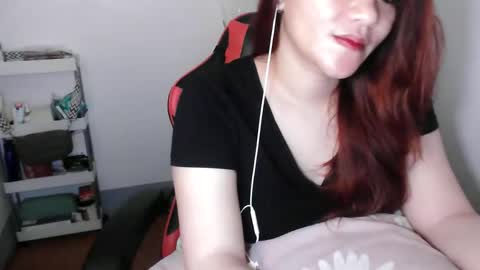 reign2525 online show from September 2025 04:39:01 PM