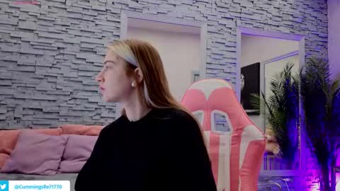 reina cummings online show from February 2026 06:39:02 AM