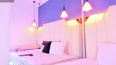 Miah online show from November 2025 04:18:02 AM