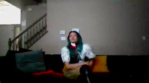 Reinee online show from December 2025 04:16:01 PM