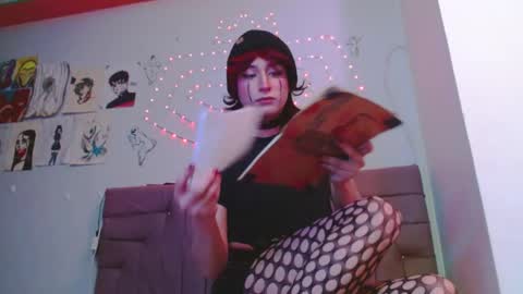Snapshot of reiv_femboy chatting on March 2026 03:02:01 AM reiv_femboy online show from March 2026 03:02:01 AM