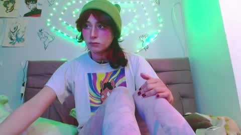 Snapshot of reiv_femboy chatting on March 2026 03:45:02 AM reiv_femboy online show from March 2026 03:45:02 AM