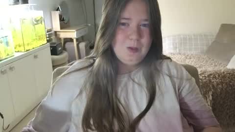 Ann OF - remirann21 online show from October 2025 06:09:01 PM