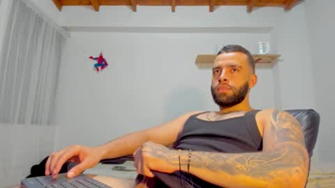 Rmy Steen online show from November 2025 02:00:02 AM