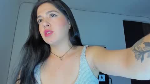 Renata online show from November 2025 06:30:01 AM