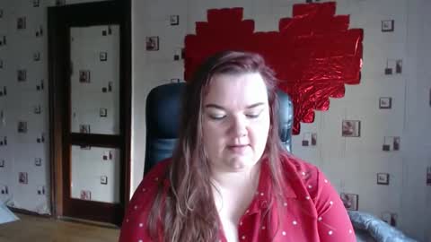 Snapshot of renataoia chatting on September 2025 02:27:01 PM renataoia online show from September 2025 02:27:01 PM