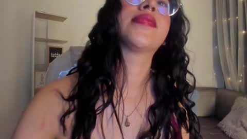 renaxi_smith online show from February 2025 11:10:02 PM
