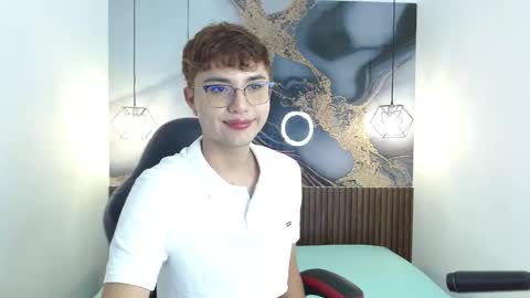 Snapshot of reneepaz chatting on January 2026 12:31:01 PM reneepaz online show from January 2026 12:31:01 PM