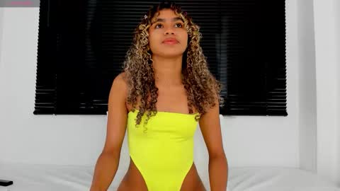  Renata  online show from September 2025 12:37:01 PM