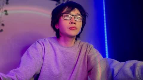 Snapshot of rennuts chatting on December 2024 06:06:01 PM rennuts online show from December 2024 06:06:01 PM