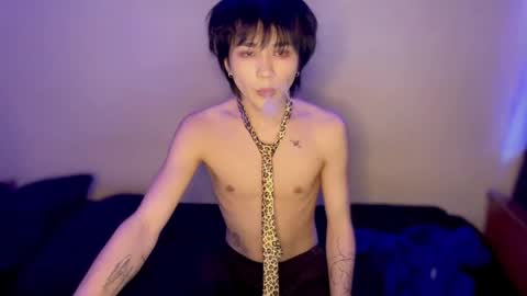 Snapshot of rennuts chatting on December 2024 11:07:01 AM rennuts online show from December 2024 11:07:01 AM