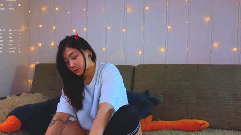 renochka online show from December 2024 02:17:02 PM