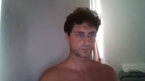 Snapshot of renud chatting on September 2025 11:05:02 PM renud online show from September 2025 11:05:02 PM