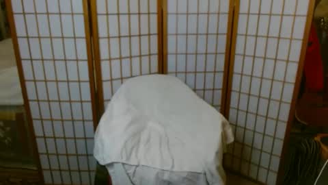 Snapshot of resisty chatting on February 2025 10:11:02 AM Betsy online show from February 2025 10:11:02 AM