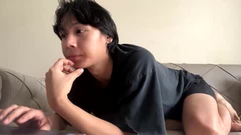 Snapshot of respirra chatting on November 2025 10:14:01 AM Aiqo online show from November 2025 10:14:01 AM