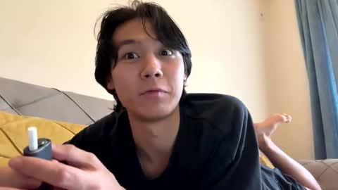 Snapshot of respirra chatting on November 2025 11:21:01 AM Aiqo online show from November 2025 11:21:01 AM