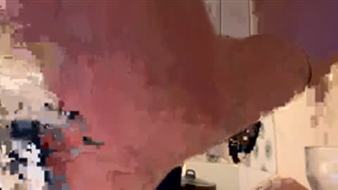 Snapshot of respirra chatting on December 2025 05:21:02 PM Aiqo online show from December 2025 05:21:02 PM