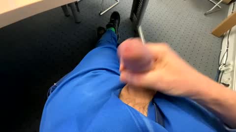 Snapshot of revilo1165 chatting on December 2024 02:13:02 PM revilo1165 online show from December 2024 02:13:02 PM