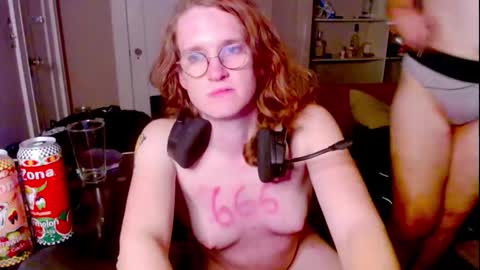 Snapshot of rewpert_ts chatting on November 2025 06:59:02 AM rewpert_ts online show from November 2025 06:59:02 AM