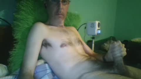 reyes_albert2006 online show from March 2025 10:19:02 PM