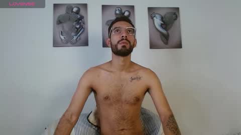 Snapshot of reypablo1 chatting on September 2025 03:57:01 PM REY PABLO Independent online show from September 2025 03:57:01 PM