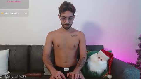 REY PABLO Independent online show from December 2025 09:44:01 PM